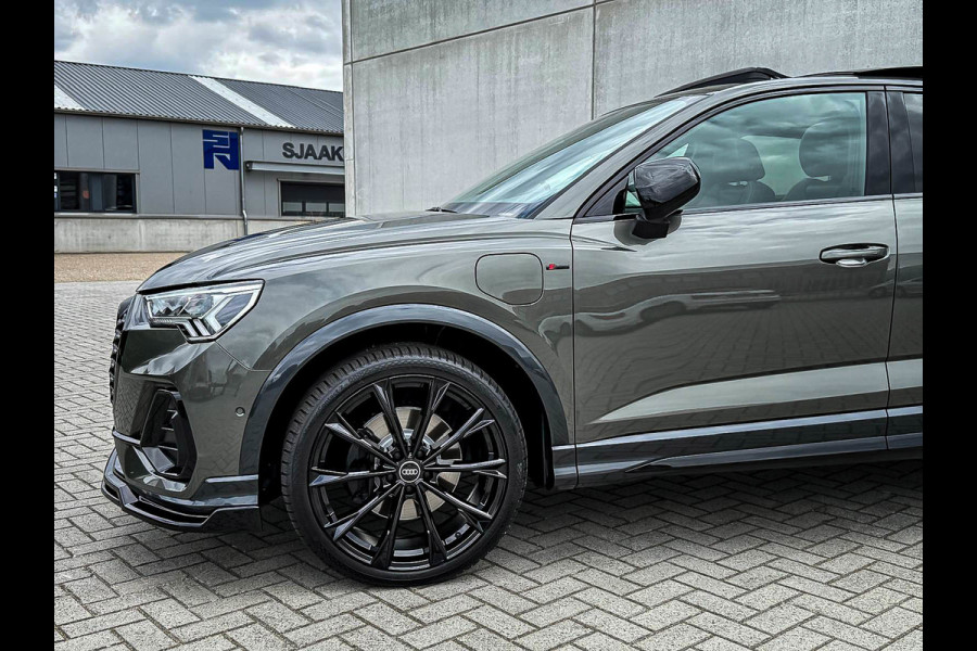 Audi Q3 Sportback 45TFSI e 245pk S-Tronic Competition S Edition S-Line 1éEig Audi Exclusive|Pano|Sonos|Ambiance|Camera|Matrix|RSQ3