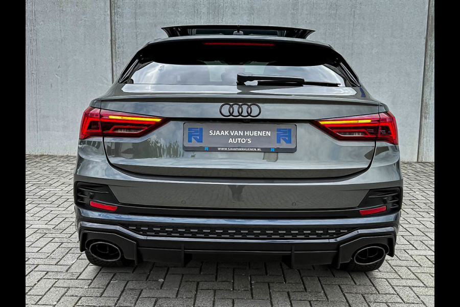 Audi Q3 Sportback 45TFSI e 245pk S-Tronic Competition S Edition S-Line 1éEig Audi Exclusive|Pano|Sonos|Ambiance|Camera|Matrix|RSQ3