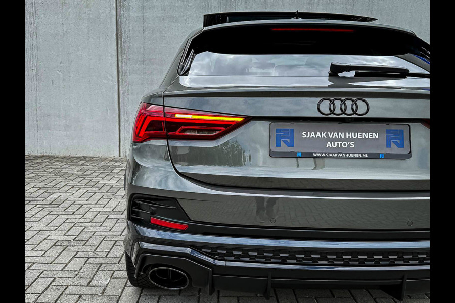 Audi Q3 Sportback 45TFSI e 245pk S-Tronic Competition S Edition S-Line 1éEig Audi Exclusive|Pano|Sonos|Ambiance|Camera|Matrix|RSQ3