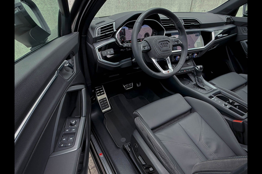 Audi Q3 Sportback 45TFSI e 245pk S-Tronic Competition S Edition S-Line 1éEig Audi Exclusive|Pano|Sonos|Ambiance|Camera|Matrix|RSQ3