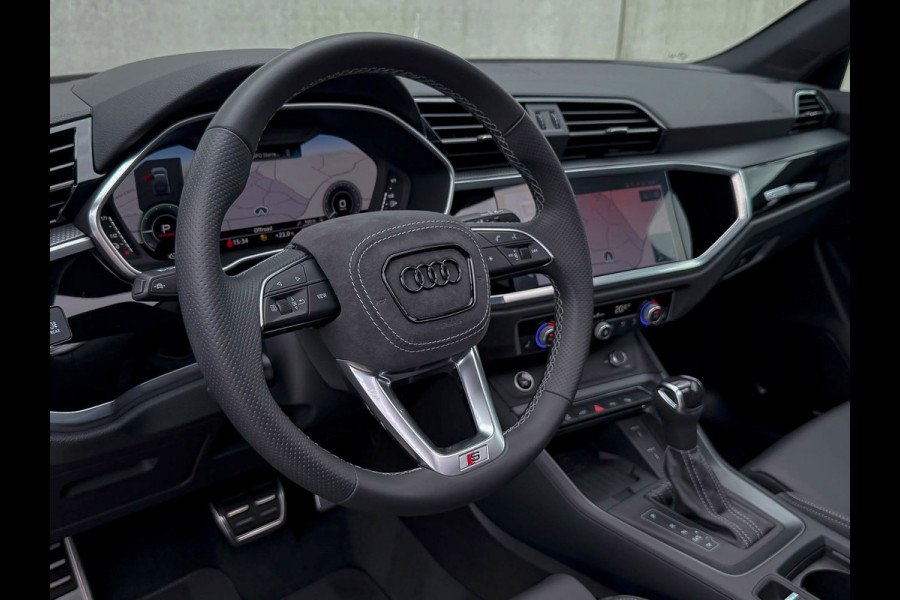 Audi Q3 Sportback 45TFSI e 245pk S-Tronic Competition S Edition S-Line 1éEig Audi Exclusive|Pano|Sonos|Ambiance|Camera|Matrix|RSQ3