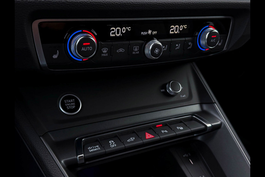Audi Q3 Sportback 45TFSI e 245pk S-Tronic Competition S Edition S-Line 1éEig Audi Exclusive|Pano|Sonos|Ambiance|Camera|Matrix|RSQ3