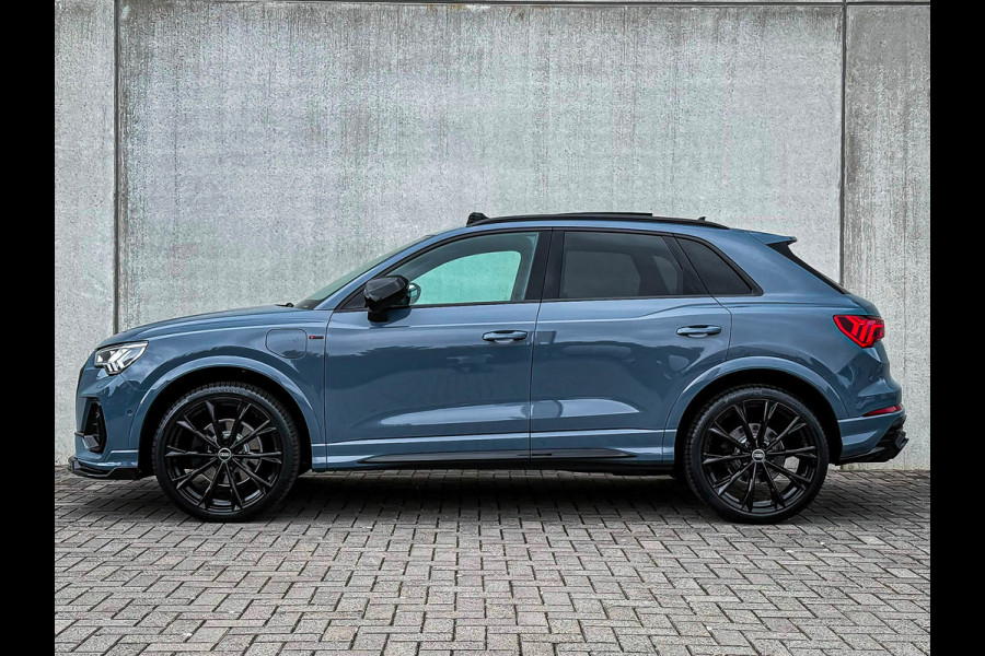 Audi Q3 45TFSI e 245pk S-Tronic Competition S Edition S-Line 1é Eig Audi Exclusive|Pano|Ambiance+|ACC|Black|360°|HD Matrix 3D|RSQ3