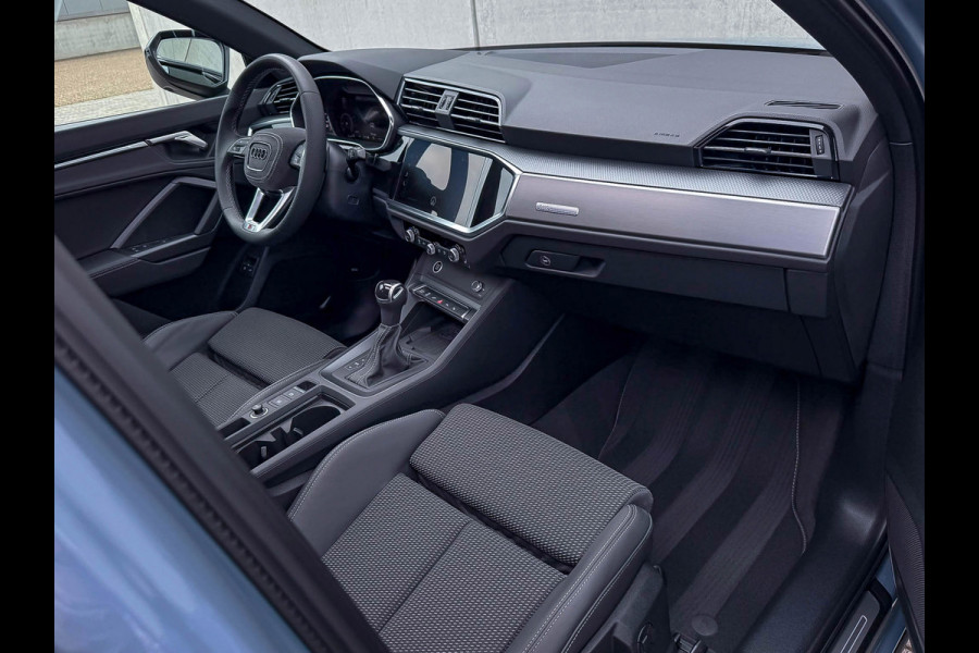 Audi Q3 45TFSI e 245pk S-Tronic Competition S Edition S-Line 1é Eig Audi Exclusive|Pano|Ambiance+|ACC|Black|360°|HD Matrix 3D|RSQ3