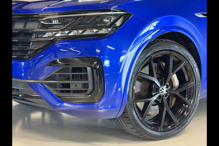 Volkswagen Touareg 3.0 TSi eHybrid 4MOTION R Puglia | LUCHTVERING | PANO | MASSAGE | KOELING | TREKHAAK | 22 INCH | MEMORY | 360