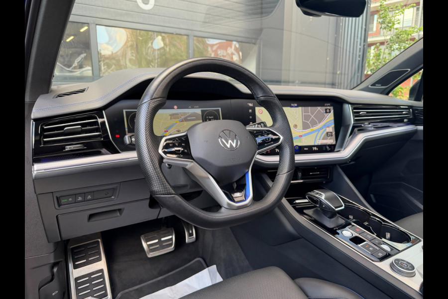 Volkswagen Touareg 3.0 TSi eHybrid 4MOTION R Puglia | LUCHTVERING | PANO | MASSAGE | KOELING | TREKHAAK | 22 INCH | MEMORY | 360