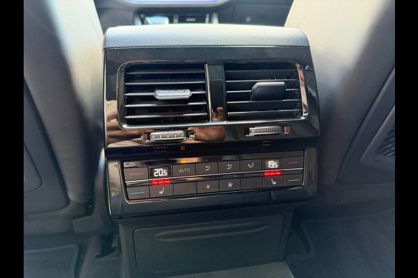 Volkswagen Touareg 3.0 TSi eHybrid 4MOTION R Puglia | LUCHTVERING | PANO | MASSAGE | KOELING | TREKHAAK | 22 INCH | MEMORY | 360