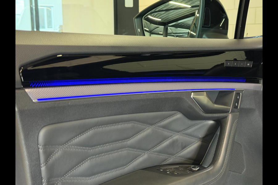 Volkswagen Touareg 3.0 TSi eHybrid 4MOTION R Puglia | LUCHTVERING | PANO | MASSAGE | KOELING | TREKHAAK | 22 INCH | MEMORY | 360
