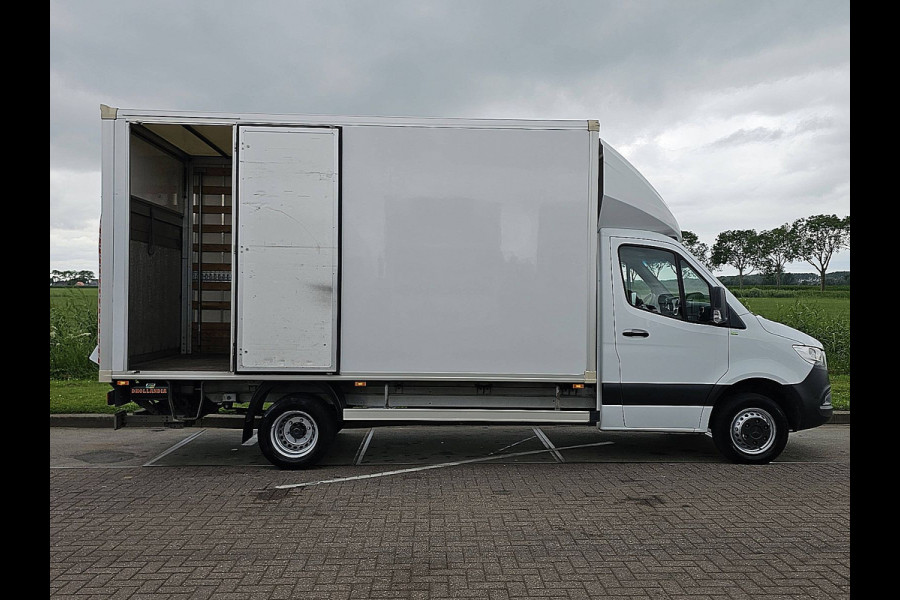 Mercedes-Benz Sprinter 316 2.2 CDI EURO VI-D Bakwagen Laadklep Zijdeur Spoiler Automaat Lat-om-Lat Betimmerd Euro6 Navi 163Pk Dubbellucht NAP