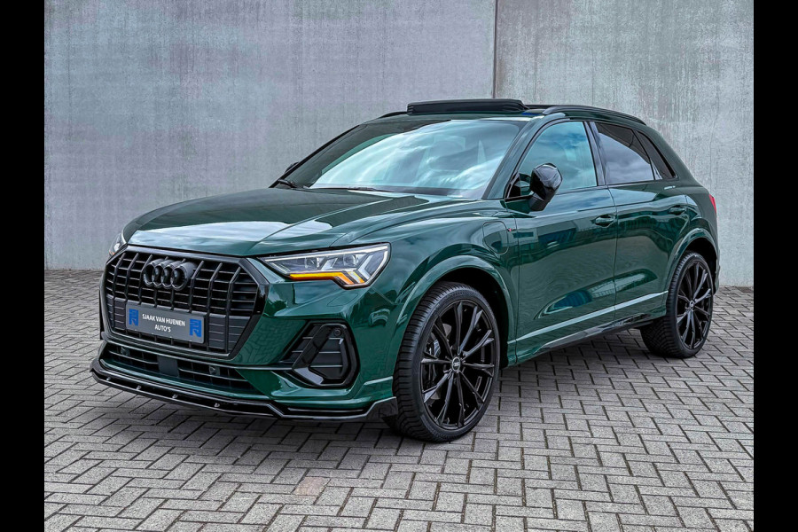 Audi Q3 45TFSI e 245pk S-Tronic Competition S Edition S-Line 1éEig Audi Exclusive|Pano|Ambiance|ACC|Black|Camera|HD Matrix 3D|RSQ3