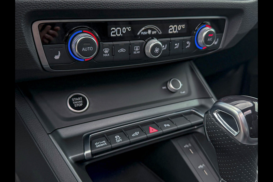 Audi Q3 45TFSI e 245pk S-Tronic Competition S Edition S-Line 1éEig Audi Exclusive|Pano|Ambiance|ACC|Black|Camera|HD Matrix 3D|RSQ3