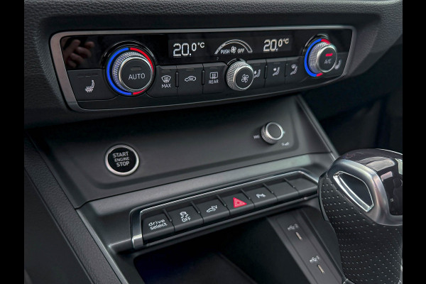 Audi Q3 45TFSI e 245pk S-Tronic Competition S Edition S-Line 1éEig Audi Exclusive|Pano|Ambiance|ACC|Black|Camera|HD Matrix 3D|RSQ3
