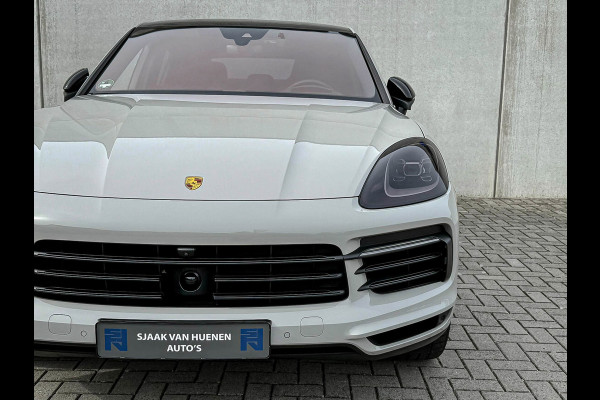 Porsche Cayenne Coupé 3.0 E 462PK V6 SportDesign GTS Krijt/Kreide|Pano|HUD|Luchtv.|4-Wiel besturing|360°|ACC|Kuipstoelen|Bose|22''