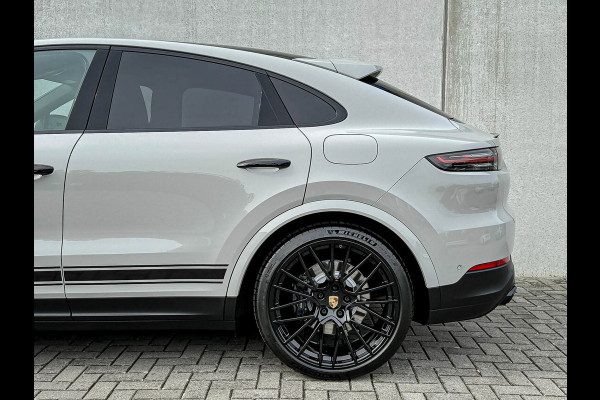 Porsche Cayenne Coupé 3.0 E 462PK V6 SportDesign GTS Krijt/Kreide|Pano|HUD|Luchtv.|4-Wiel besturing|360°|ACC|Kuipstoelen|Bose|22''