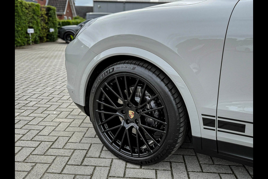 Porsche Cayenne Coupé 3.0 E 462PK V6 SportDesign GTS Krijt/Kreide|Pano|HUD|Luchtv.|4-Wiel besturing|360°|ACC|Kuipstoelen|Bose|22''