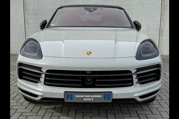 Porsche Cayenne Coupé 3.0 E 462PK V6 SportDesign GTS Krijt/Kreide|Pano|HUD|Luchtv.|4-Wiel besturing|360°|ACC|Kuipstoelen|Bose|22''