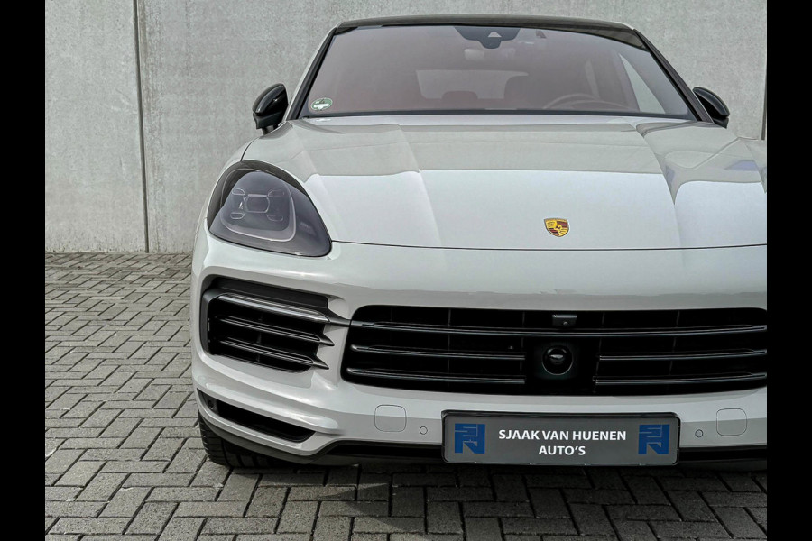Porsche Cayenne Coupé 3.0 E 462PK V6 SportDesign GTS Krijt/Kreide|Pano|HUD|Luchtv.|4-Wiel besturing|360°|ACC|Kuipstoelen|Bose|22''