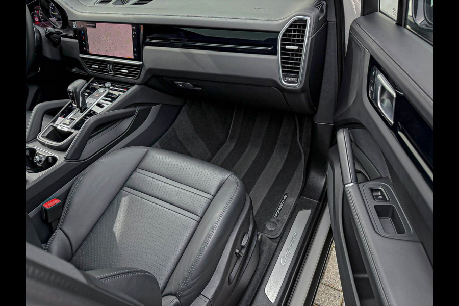 Porsche Cayenne Coupé 3.0 E 462PK V6 SportDesign GTS Krijt/Kreide|Pano|HUD|Luchtv.|4-Wiel besturing|360°|ACC|Kuipstoelen|Bose|22''
