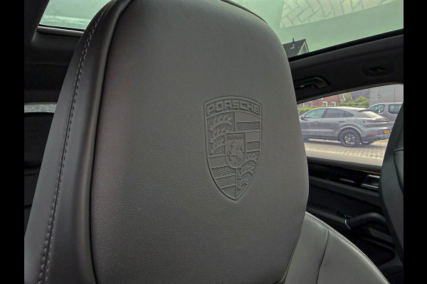 Porsche Cayenne Coupé 3.0 E 462PK V6 SportDesign GTS Krijt/Kreide|Pano|HUD|Luchtv.|4-Wiel besturing|360°|ACC|Kuipstoelen|Bose|22''