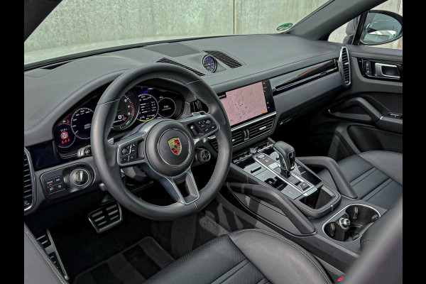 Porsche Cayenne Coupé 3.0 E 462PK V6 SportDesign GTS Krijt/Kreide|Pano|HUD|Luchtv.|4-Wiel besturing|360°|ACC|Kuipstoelen|Bose|22''