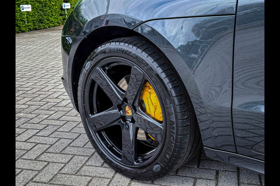 Porsche Macan 3.0 S 354pk V6 PDK SportDesign GTS NIEUW MODEL! Panoramadak|LED|Luchtv.|Leer/Alcantara|Black|SportChrono|BOSE|21Inch
