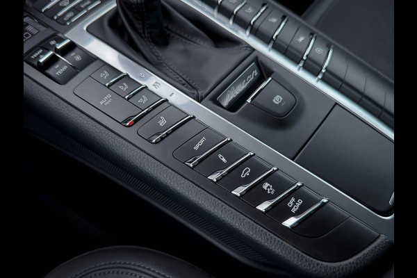 Porsche Macan 3.0 S 354pk V6 PDK SportDesign GTS NIEUW MODEL! Panoramadak|LED|Luchtv.|Leer/Alcantara|Black|SportChrono|BOSE|21Inch