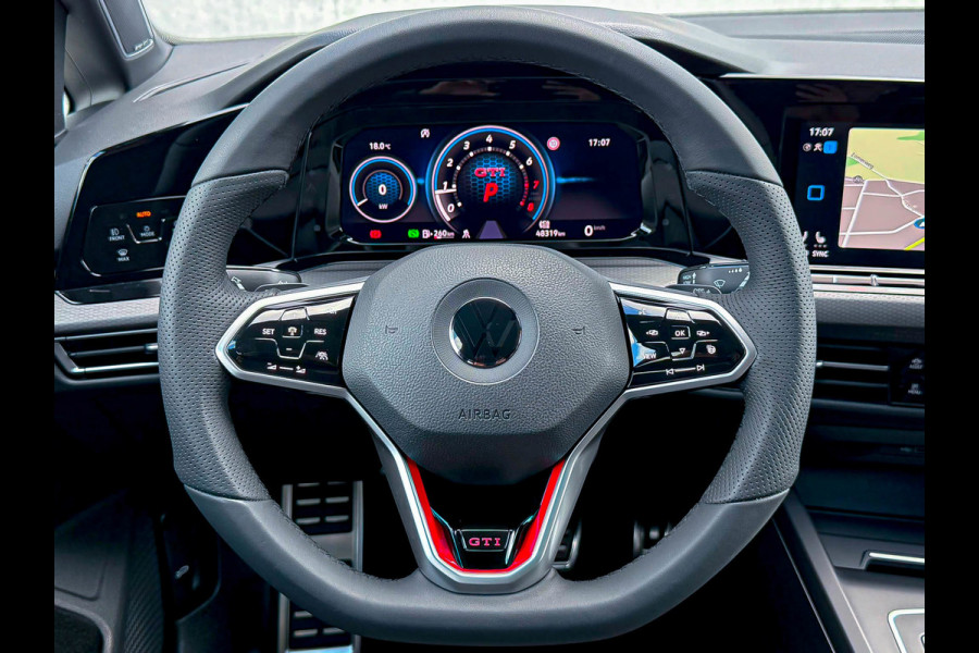 Volkswagen Golf 2.0TSI GTI 245pk DSG! OEM DEALER|Panoramadak|Virtual|IQ LED 3D|GTI Kuipstoelen|Harman Kardon|NAVI|Camera|19Inch R!