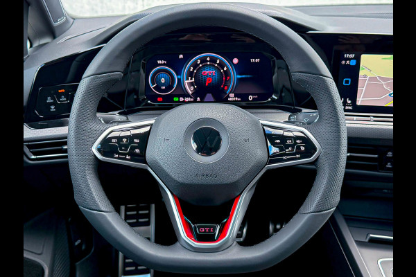 Volkswagen Golf 2.0TSI GTI 245pk DSG! OEM DEALER|Panoramadak|Virtual|IQ LED 3D|GTI Kuipstoelen|Harman Kardon|NAVI|Camera|19Inch R!
