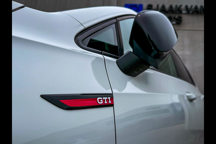Volkswagen Golf 2.0TSI GTI 245pk DSG! OEM DEALER|Panoramadak|Virtual|IQ LED 3D|GTI Kuipstoelen|Harman Kardon|NAVI|Camera|19Inch R!