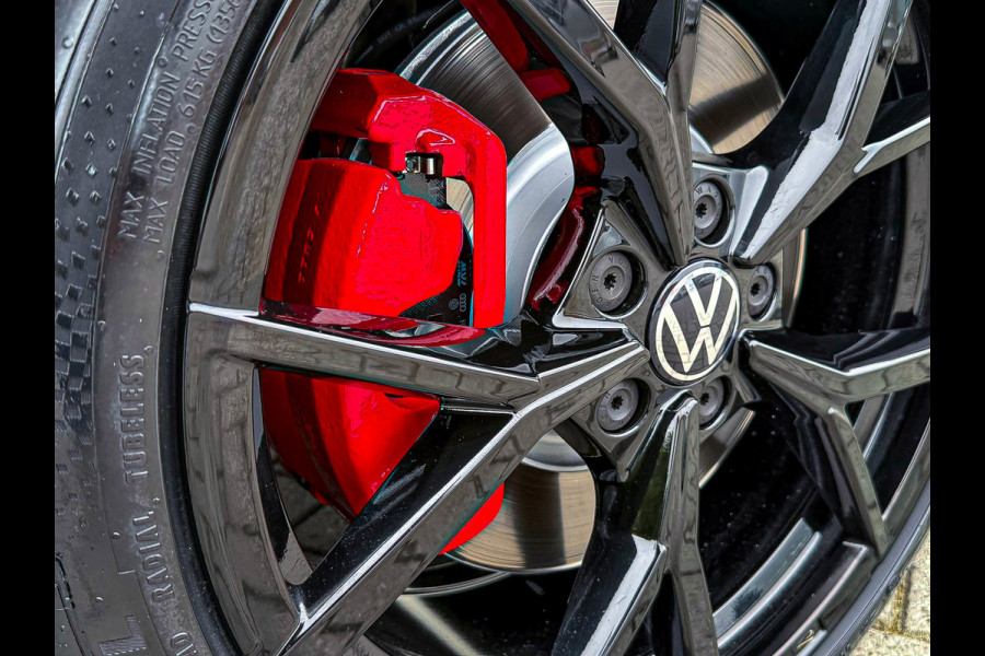 Volkswagen Golf 2.0TSI GTI 245pk DSG! OEM DEALER|Panoramadak|Virtual|IQ LED 3D|GTI Kuipstoelen|Harman Kardon|NAVI|Camera|19Inch R!