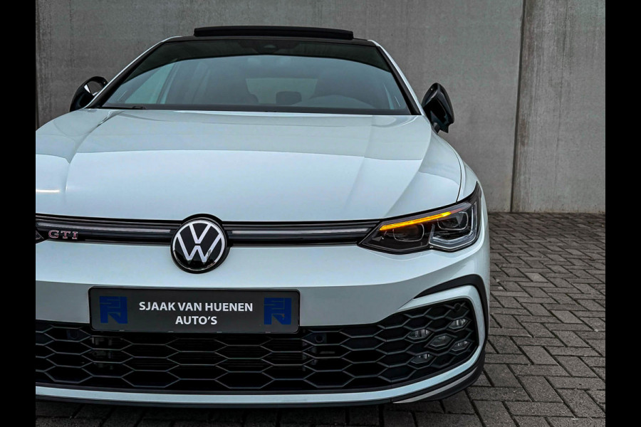 Volkswagen Golf 2.0TSI GTI 245pk DSG! OEM DEALER|Panoramadak|Virtual|IQ LED 3D|GTI Kuipstoelen|Harman Kardon|NAVI|Camera|19Inch R!