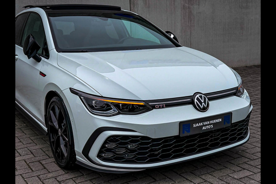 Volkswagen Golf 2.0TSI GTI 245pk DSG! OEM DEALER|Panoramadak|Virtual|IQ LED 3D|GTI Kuipstoelen|Harman Kardon|NAVI|Camera|19Inch R!