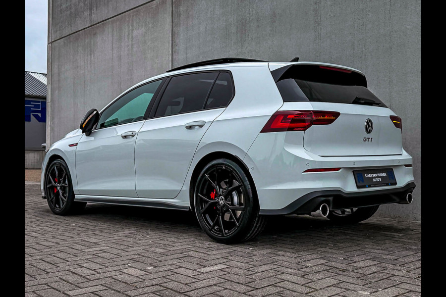 Volkswagen Golf 2.0TSI GTI 245pk DSG! OEM DEALER|Panoramadak|Virtual|IQ LED 3D|GTI Kuipstoelen|Harman Kardon|NAVI|Camera|19Inch R!