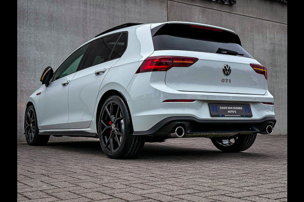 Volkswagen Golf 2.0TSI GTI 245pk DSG! OEM DEALER|Panoramadak|Virtual|IQ LED 3D|GTI Kuipstoelen|Harman Kardon|NAVI|Camera|19Inch R!