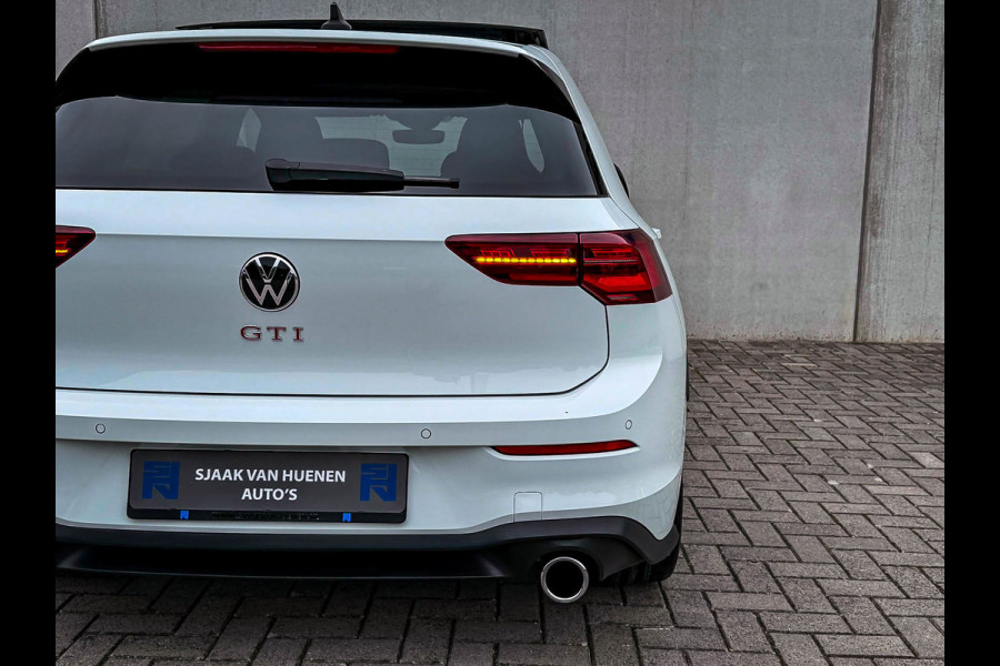 Volkswagen Golf 2.0TSI GTI 245pk DSG! OEM DEALER|Panoramadak|Virtual|IQ LED 3D|GTI Kuipstoelen|Harman Kardon|NAVI|Camera|19Inch R!