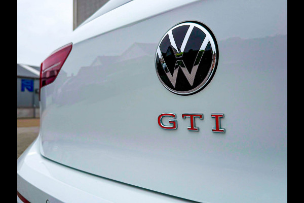 Volkswagen Golf 2.0TSI GTI 245pk DSG! OEM DEALER|Panoramadak|Virtual|IQ LED 3D|GTI Kuipstoelen|Harman Kardon|NAVI|Camera|19Inch R!