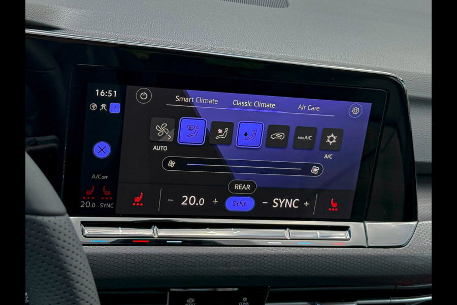 Volkswagen Golf 2.0TSI GTI 245pk DSG! OEM DEALER|Panoramadak|Virtual|IQ LED 3D|GTI Kuipstoelen|Harman Kardon|NAVI|Camera|19Inch R!