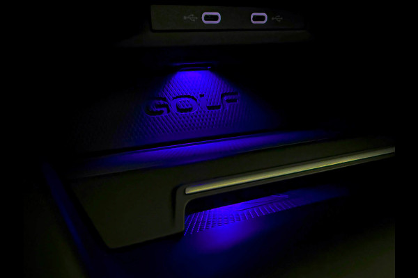 Volkswagen Golf 2.0TSI GTI 245pk DSG! OEM DEALER|Panoramadak|Virtual|IQ LED 3D|GTI Kuipstoelen|Harman Kardon|NAVI|Camera|19Inch R!