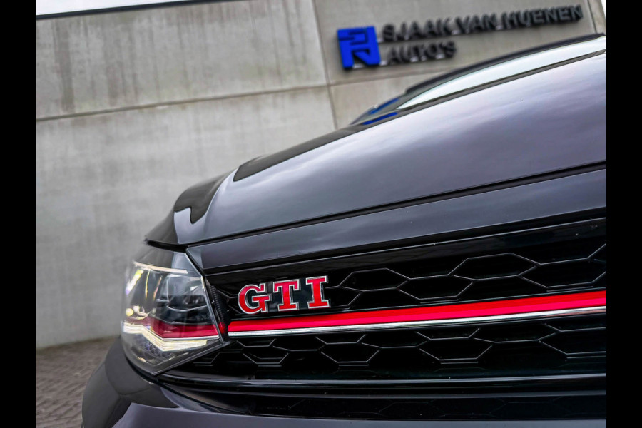 Volkswagen Polo 2.0TSI GTI DSG 200pk 1é Eig|Origineel NL|Panorama dak|LED|Virtual|ACC|GTI Sportstoelen|Keyless|Beats|Carbon|18Inch