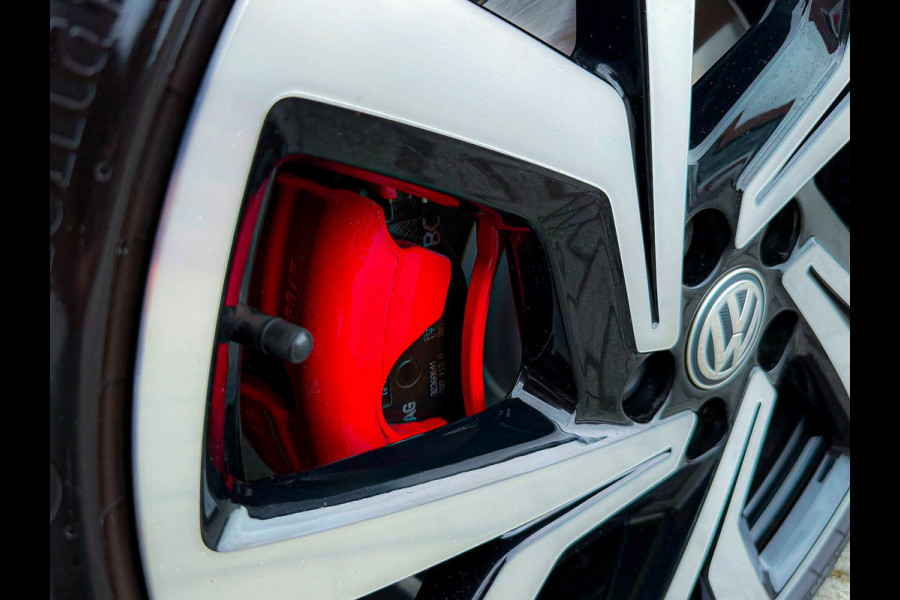 Volkswagen Polo 2.0TSI GTI DSG 200pk 1é Eig|Origineel NL|Panorama dak|LED|Virtual|ACC|GTI Sportstoelen|Keyless|Beats|Carbon|18Inch