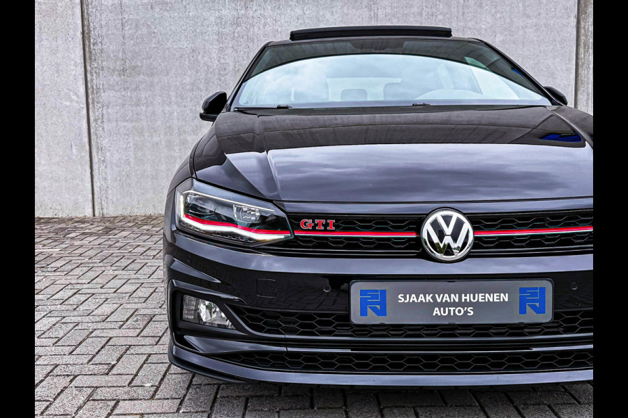 Volkswagen Polo 2.0TSI GTI DSG 200pk 1é Eig|Origineel NL|Panorama dak|LED|Virtual|ACC|GTI Sportstoelen|Keyless|Beats|Carbon|18Inch
