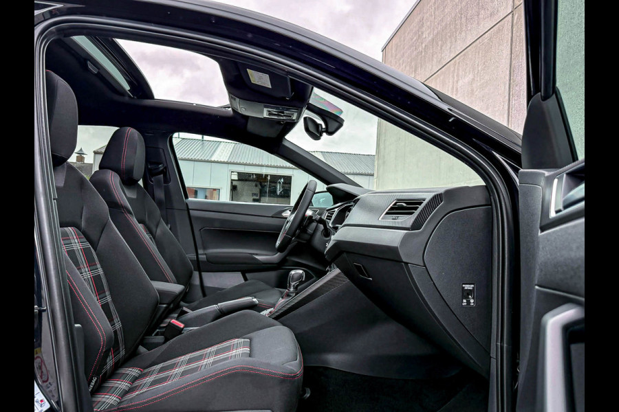 Volkswagen Polo 2.0TSI GTI DSG 200pk 1é Eig|Origineel NL|Panorama dak|LED|Virtual|ACC|GTI Sportstoelen|Keyless|Beats|Carbon|18Inch