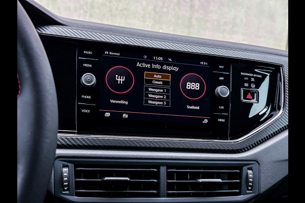 Volkswagen Polo 2.0TSI GTI DSG 200pk 1é Eig|Origineel NL|Panorama dak|LED|Virtual|ACC|GTI Sportstoelen|Keyless|Beats|Carbon|18Inch