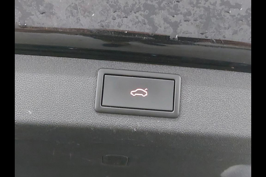 Škoda ENYAQ iV 80 First Edition NL-AUTO  | SOH 90% | TREKHAAK| LEDER