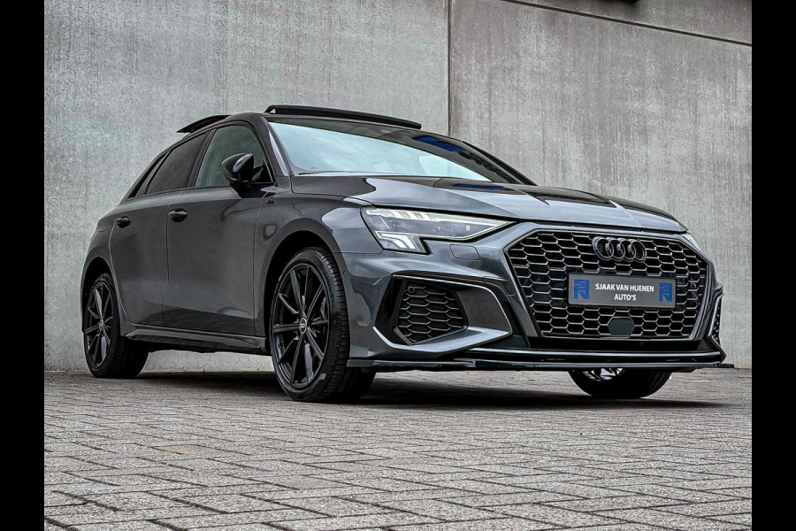 Audi A3 Sportback 40TFSI e 204pk S-Tronic Competition S Edition S-Line Pano|Kuipstoelen+Massage&Memory|Qi|Matrix|ACC|Camera|B&O|S3