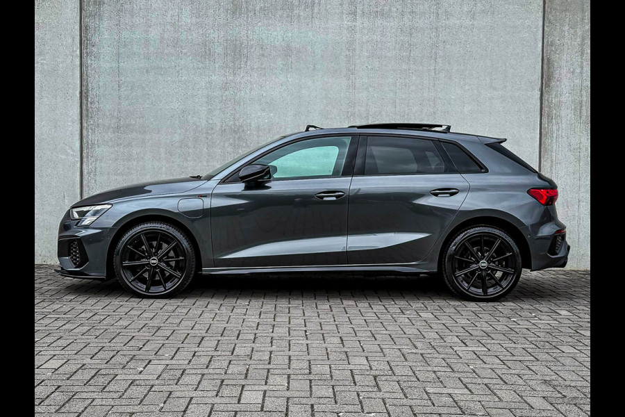 Audi A3 Sportback 40TFSI e 204pk S-Tronic Competition S Edition S-Line Pano|Kuipstoelen+Massage&Memory|Qi|Matrix|ACC|Camera|B&O|S3