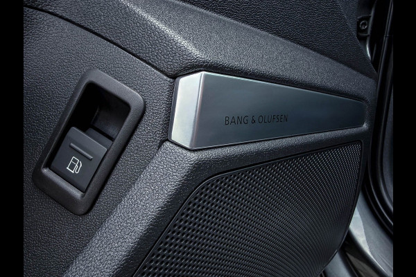 Audi A3 Sportback 40TFSI e 204pk S-Tronic Competition S Edition S-Line Pano|Kuipstoelen+Massage&Memory|Qi|Matrix|ACC|Camera|B&O|S3