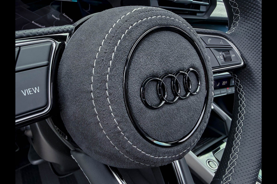 Audi A3 Sportback 40TFSI e 204pk S-Tronic Competition S Edition S-Line Pano|Kuipstoelen+Massage&Memory|Qi|Matrix|ACC|Camera|B&O|S3