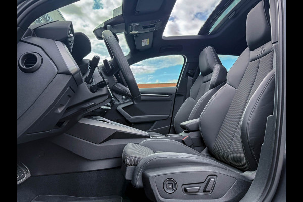 Audi A3 Sportback 40TFSI e 204pk S-Tronic Competition S Edition S-Line Pano|Kuipstoelen+Massage&Memory|Qi|Matrix|ACC|Camera|B&O|S3