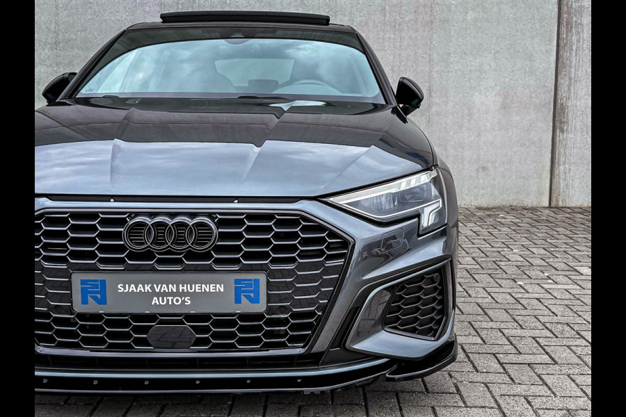 Audi A3 Sportback 40TFSI e 204pk S-Tronic Competition S Edition S-Line Pano|Kuipstoelen+Massage&Memory|Qi|Matrix|ACC|Camera|B&O|S3